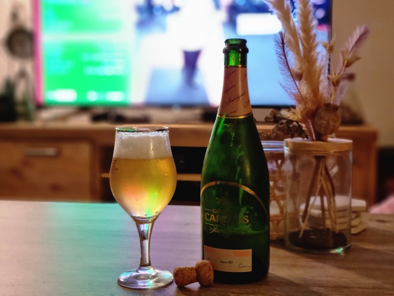 Afbeeldingslocatie: https://tweakers.net/i/WBx7ypUubz79LVDxOg1Xf04qaMw=/800x/filters:strip_icc():strip_exif()/f/image/8CSqCQfc1kxtc0yjoVUe7KWC.jpg?f=fotoalbum_large