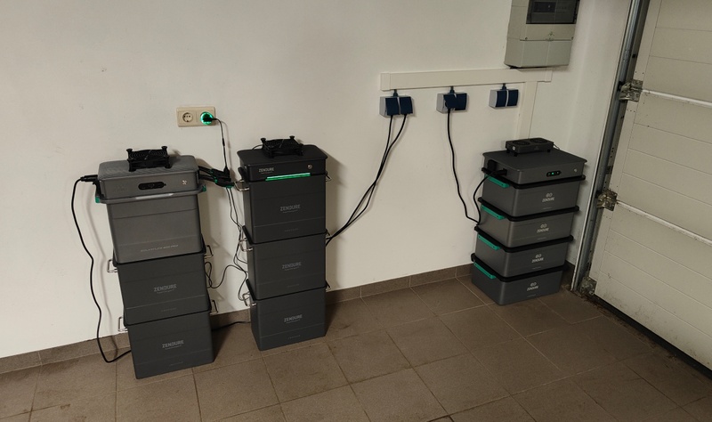 Afbeeldingslocatie: https://tweakers.net/i/WDDpN67_SLmUQqfM-5mbickQ52Y=/800x/filters:strip_icc():strip_exif()/f/image/TjjVDcVa0VfUjDQsAhtk9Ll6.jpg?f=fotoalbum_large