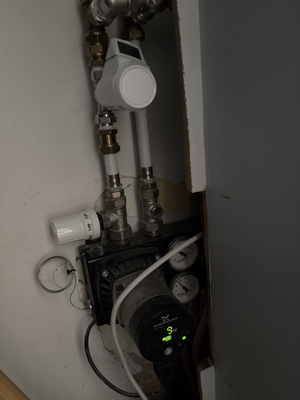 Afbeeldingslocatie: https://tweakers.net/i/WFQZWJGcp3P7kiq9CAkfm_sRbd8=/x800/filters:strip_icc():strip_exif()/f/image/8YpwROc4VJ4Urz5EMuLeX4QD.jpg?f=fotoalbum_large