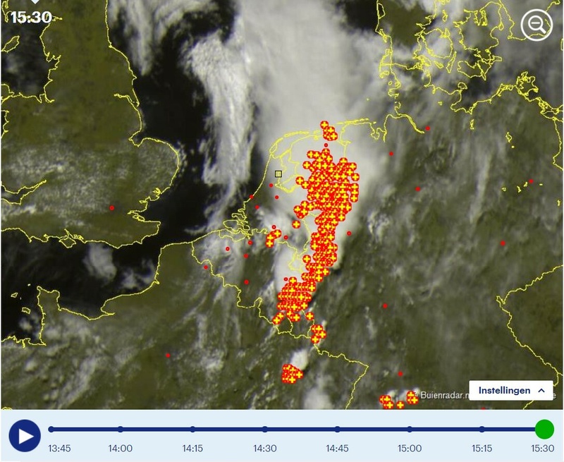 Afbeeldingslocatie: https://tweakers.net/i/WGgiXl8aCfLEq-GyPn1UlBvFUYE=/800x/filters:strip_icc():strip_exif()/f/image/QanXE0bKdnK2AQJvKY3Lsi0P.jpg?f=fotoalbum_large