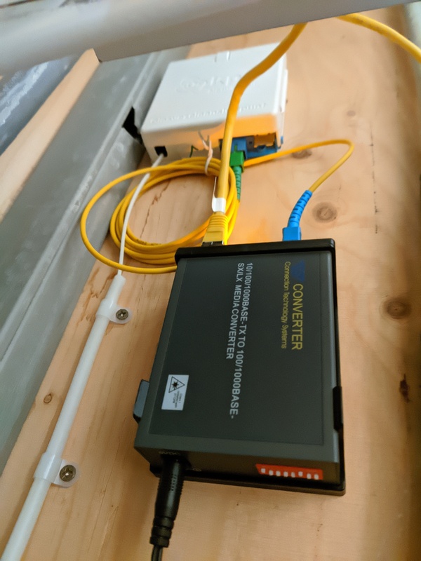 Afbeeldingslocatie: https://tweakers.net/i/WJ_P47KNOwltWeRtvalE_mxqhCw=/x800/filters:strip_icc():strip_exif()/f/image/81mu4iRW8Lv1bKQ1GjOFQ49W.jpg?f=fotoalbum_large