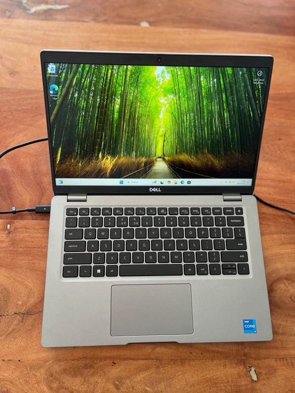 Dell Latitude 5430 i5 1245U 16gb 256gb 14 inch FHD Win11