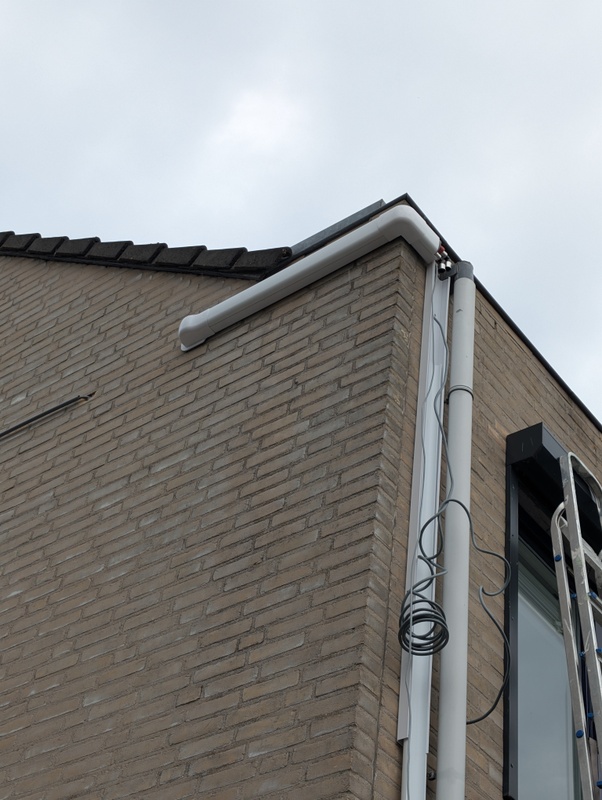 Afbeeldingslocatie: https://tweakers.net/i/WQ4cXxt8QJIRfHoEZeHp348eGgY=/x800/filters:strip_icc():strip_exif()/f/image/pZkqMlfi5QNVWJ3cQwlX8WtN.jpg?f=fotoalbum_large