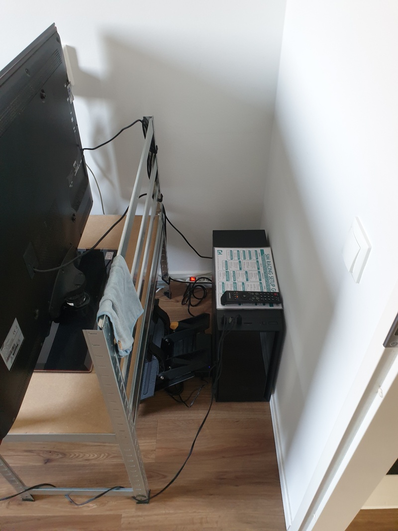 Afbeeldingslocatie: https://tweakers.net/i/WXkaP4c3V25PVCZh1Lp4m9Jms1w=/800x/filters:strip_icc():strip_exif()/f/image/OjOZHt1X4nCFxFC3c2ew8KB7.jpg?f=fotoalbum_large