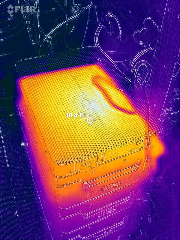 Afbeeldingslocatie: https://tweakers.net/i/WY4dw0vkTHM8DJVgxKIAfbDqUjM=/x800/filters:strip_icc():strip_exif()/f/image/YIFEYQtPggPINiHeIdaVV3Yc.jpg?f=fotoalbum_large