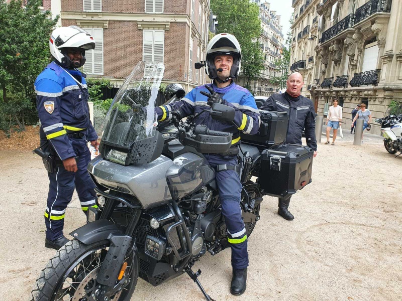 Afbeeldingslocatie: https://tweakers.net/i/WZ8apEM2YXeUS7dY2Gcb_ALrqwc=/800x/filters:strip_icc():strip_exif()/f/image/8q6HtgEBTmArjdHOJzIbqzYX.jpg?f=fotoalbum_large