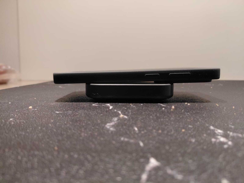 Afbeeldingslocatie: https://tweakers.net/i/WaANpGy3Tt3_1xf2rXWF1Jx9YBs=/800x/filters:strip_icc():strip_exif()/f/image/rR1uvPVlGd5HlnTGcWvh9rWN.jpg?f=fotoalbum_large