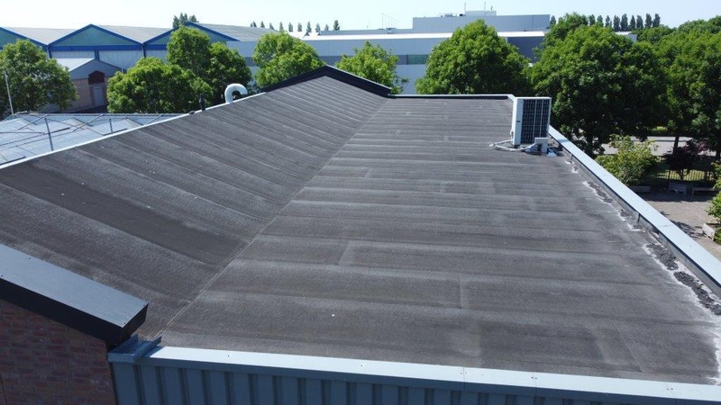 Afbeeldingslocatie: https://tweakers.net/i/WaOSLCgF0Pt4fm8058RjZnpgBOY=/800x/filters:strip_icc():strip_exif()/f/image/aHGSlx5EggtIYYqGZ7v1DK2m.jpg?f=fotoalbum_large