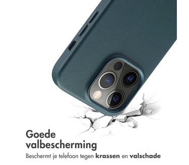 Accezz MagSafe Leather Backcover iPhone 14 Pro - Donkergroen
