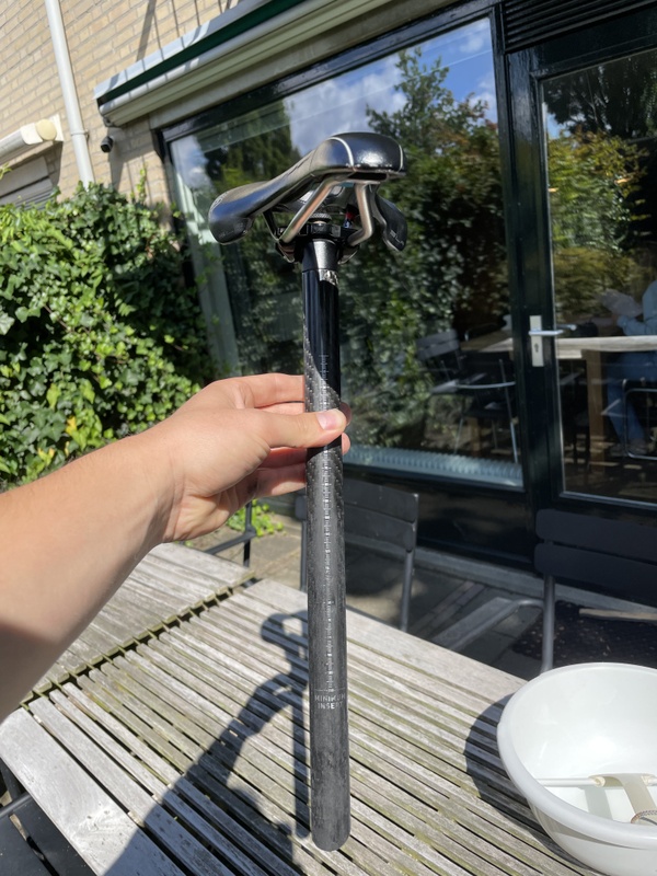 Afbeeldingslocatie: https://tweakers.net/i/Wh0MoBQbgb8leBPiR8qV0nZ-Xwo=/x800/filters:strip_icc():strip_exif()/f/image/RgMtO4fPGYG0hrVcjH35gBHM.jpg?f=fotoalbum_large
