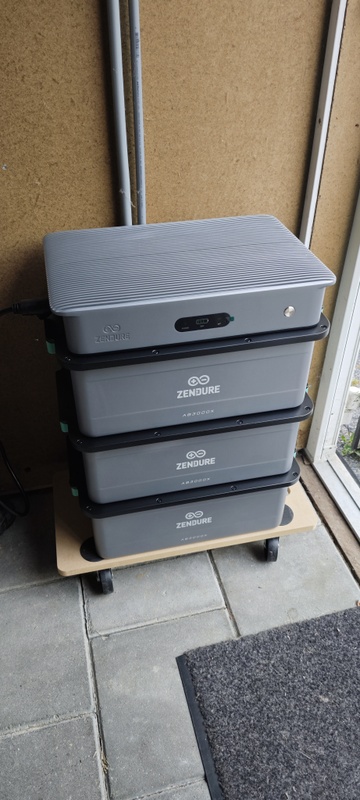 Afbeeldingslocatie: https://tweakers.net/i/WkyUKq27GZoz-jrrMNwnb6P7MrA=/x800/filters:strip_icc():strip_exif()/f/image/vlEe3UUXDT22pU8oGLtDJUrF.jpg?f=fotoalbum_large