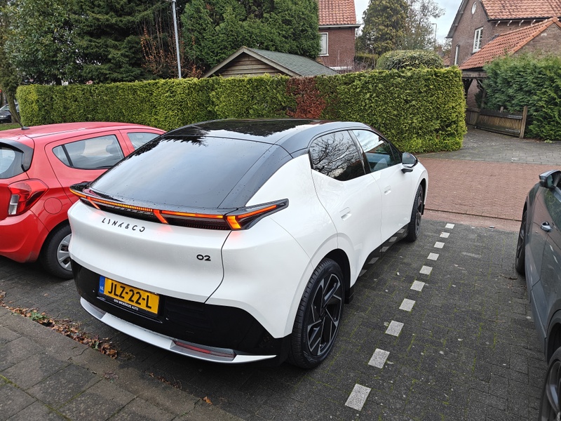 Afbeeldingslocatie: https://tweakers.net/i/WlCBhYR58RZ8sV9kzy3n5PrCuIg=/800x/filters:strip_icc():strip_exif()/f/image/47ihpyWVRFecdcfYUBxMrrbX.jpg?f=fotoalbum_large