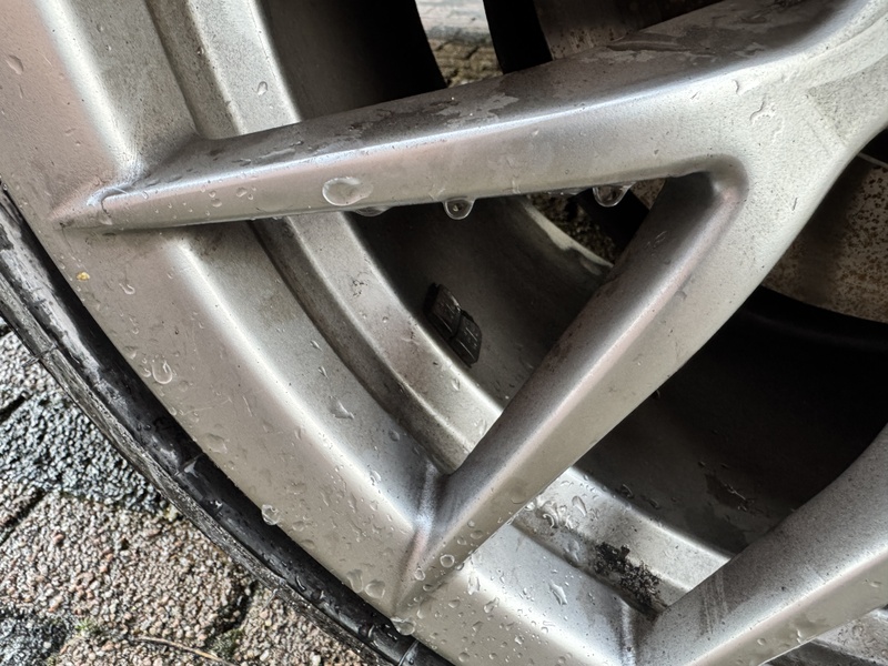 Afbeeldingslocatie: https://tweakers.net/i/WuiERa2CVjrSBcSqoA_3w7oSLi0=/800x/filters:strip_icc():strip_exif()/f/image/tXgfRMTI65MwHCs4xmG3LEAJ.jpg?f=fotoalbum_large