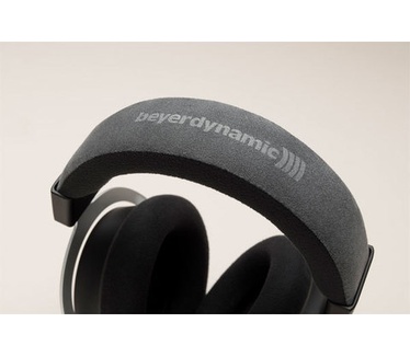 Beyerdynamic 250 &#8486; Headphone