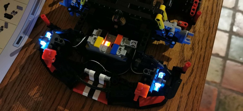 Afbeeldingslocatie: https://tweakers.net/i/WyuUjpOO8oqOMFOCcYDSiZW15lQ=/800x/filters:strip_icc():strip_exif()/f/image/uSTBl6mqZpjzTGqFEfsB4f7o.jpg?f=fotoalbum_large