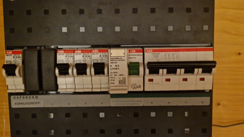 Afbeeldingslocatie: https://tweakers.net/i/Wzv0l0mX-kXHnMKGYW30XT0TPns=/800x/filters:strip_icc():strip_exif()/f/image/IOT2yrSHnSwMoeDrl5mbHGvG.jpg?f=fotoalbum_large