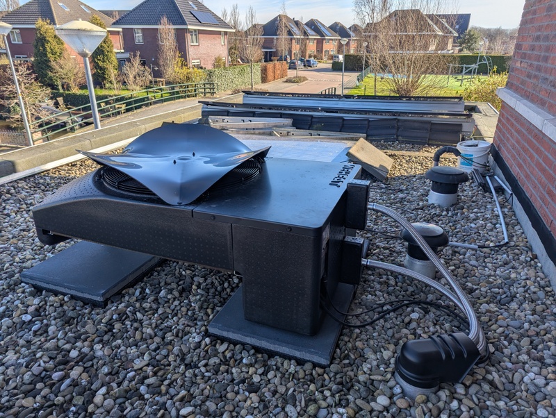 Afbeeldingslocatie: https://tweakers.net/i/X-ZilrB7C4JCseNcoSxXpdu4FEg=/800x/filters:strip_icc():strip_exif()/f/image/YOjDr1oILwjJPSXW3Xse1GKq.jpg?f=fotoalbum_large