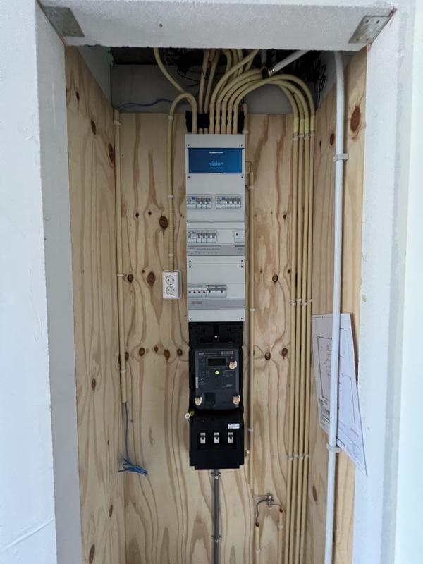 Afbeeldingslocatie: https://tweakers.net/i/X0Vv17RfKpFdHM3X40x0rNEqP58=/x800/filters:strip_icc():strip_exif()/f/image/gwO3J7CC5vwSgsyTPW0F2T8Q.jpg?f=fotoalbum_large