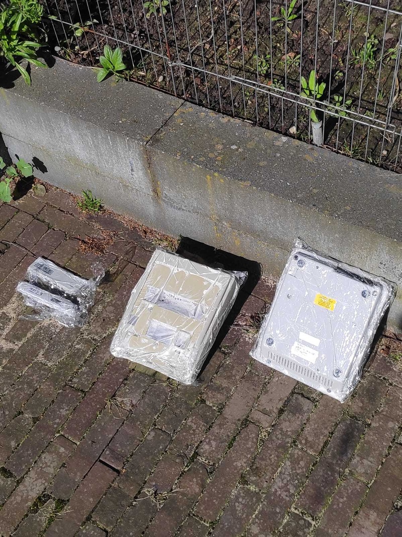 Afbeeldingslocatie: https://tweakers.net/i/X0hDlYmeU5Yu-hHczPNnc8pODaw=/800x/filters:strip_icc()/f/image/1BqUPHEk1DzflEM8e7wGfEEp.jpg?f=fotoalbum_large