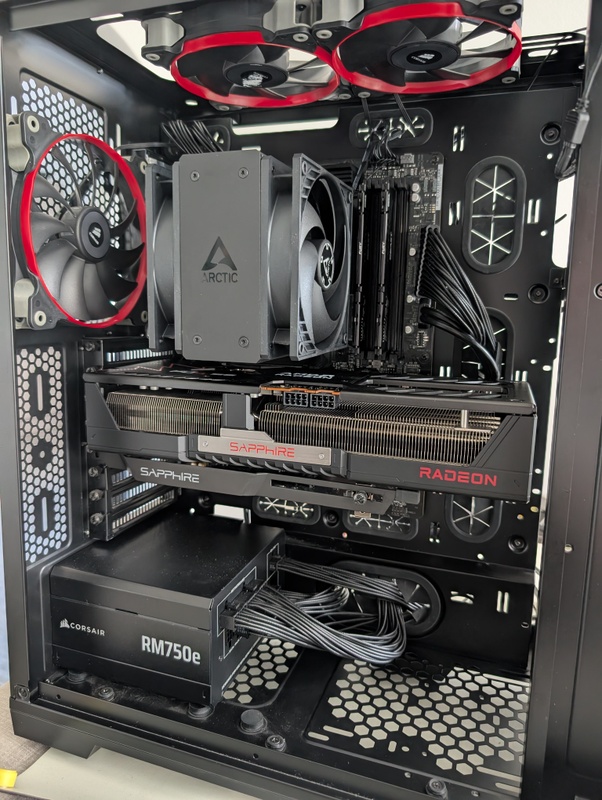 Afbeeldingslocatie: https://tweakers.net/i/X15w3DJKkw_2Azwyioyot7sOabU=/x800/filters:strip_icc():strip_exif()/f/image/V4EA4c7c6AJOXanH26BoSMKu.jpg?f=fotoalbum_large