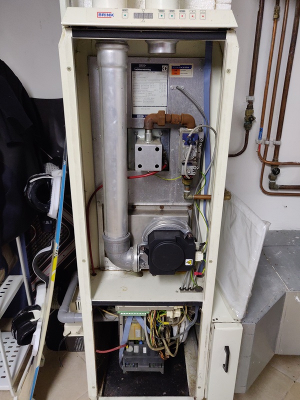 Afbeeldingslocatie: https://tweakers.net/i/X6LrpTfnLIIElFUnzMvBf7EbBXM=/x800/filters:strip_icc():strip_exif()/f/image/l0J2xUCDYNf4RyxeHootm7pk.jpg?f=fotoalbum_large