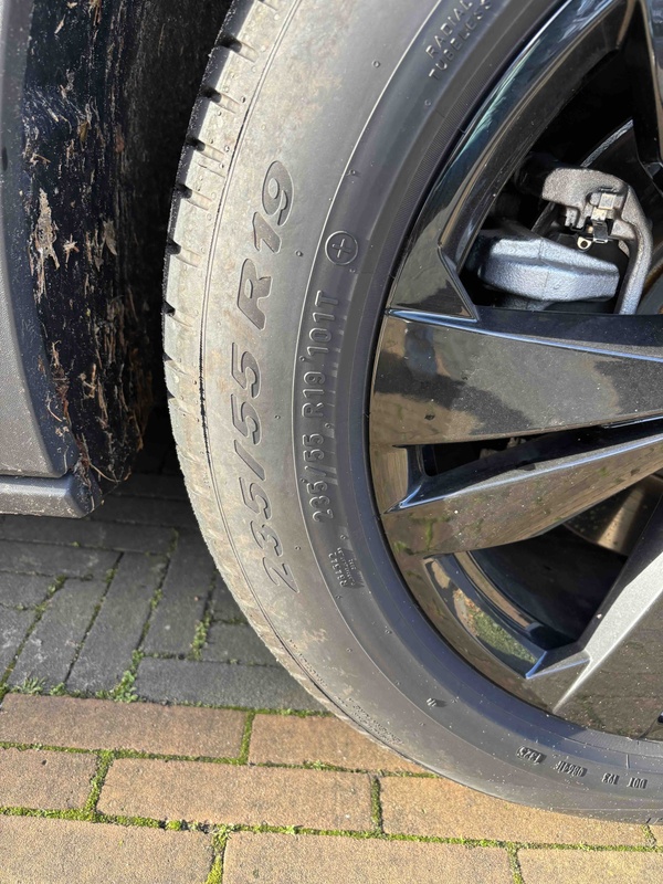 Afbeeldingslocatie: https://tweakers.net/i/X7ARFVbHOpAxXXmjyo1j_d6PFOs=/x800/filters:strip_icc():strip_exif()/f/image/96fO10c5zLC84cBmhqsvD5bH.jpg?f=fotoalbum_large