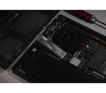 KLEVV CRAS C910G 2 TB SSD 2TB