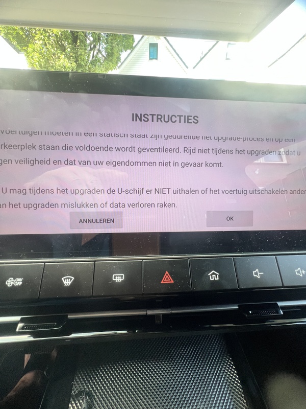 Afbeeldingslocatie: https://tweakers.net/i/XAj6iRE9BPBLqPZZpLDekxsA57k=/x800/filters:strip_icc():strip_exif()/f/image/QCZBYpda3P7ZmIpJlgmJyPeO.jpg?f=fotoalbum_large