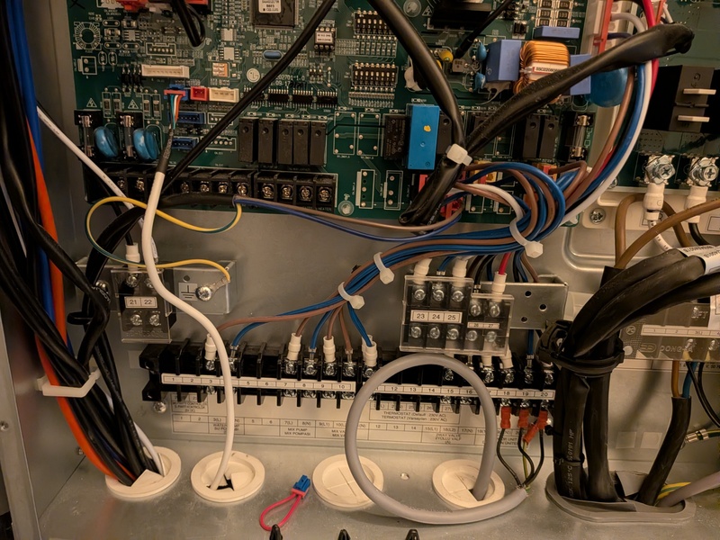 Afbeeldingslocatie: https://tweakers.net/i/XGh_8UfV8bjgRzP5KFGxgWW4eF4=/800x/filters:strip_icc():strip_exif()/f/image/3iNJlrMe84HqgwPgeBi9cKGt.jpg?f=fotoalbum_large