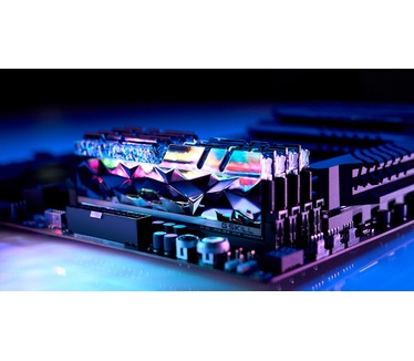 G.Skill F4-3600C16Q-64GTESC