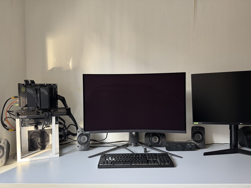 Afbeeldingslocatie: https://tweakers.net/i/XJSNOgNS8bivhsCj0OVi2Z6xn5Y=/800x/filters:strip_icc():strip_exif()/f/image/fHwZTIuLW6bPIQwHYjl7PBge.jpg?f=fotoalbum_large