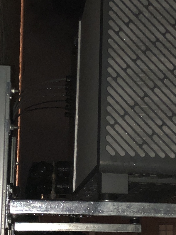 Afbeeldingslocatie: https://tweakers.net/i/XJtBHA-nx_XnZKdSE8IzasbuuKg=/x800/filters:strip_icc():strip_exif()/f/image/imJIS6N0M5KADAol6HOZDvjY.jpg?f=fotoalbum_large