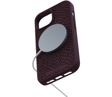Njord byElements Salmon Leather Magsafe Case for iPhone 15, Rust