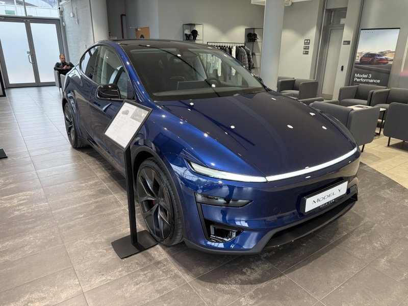 Afbeeldingslocatie: https://tweakers.net/i/XLFDhC6Ga8bRKcC6KiEx_Vzq1P4=/800x/filters:strip_icc():strip_exif()/f/image/aBG8YDZ52rRIIsy39Wv22ASU.jpg?f=fotoalbum_large