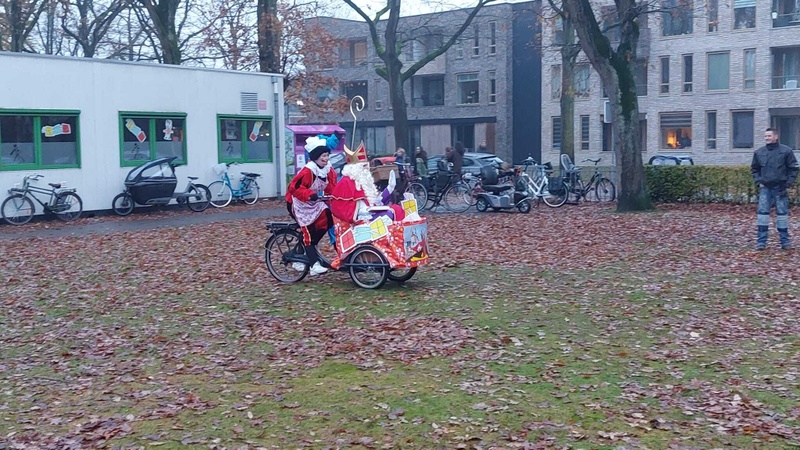 Afbeeldingslocatie: https://tweakers.net/i/XRK0G7YohozufMVhmjmPA6aJoA4=/800x/filters:strip_icc():strip_exif()/f/image/oHp3RgXT4L5Wqz4cT4OSljwS.jpg?f=fotoalbum_large