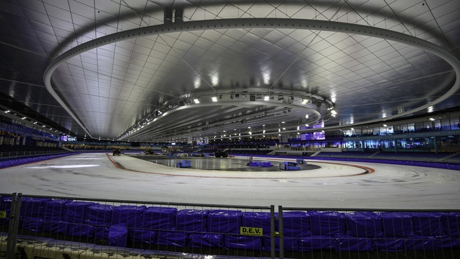 Een ijsbaan in Thialf. Bron: Ian Charles/MI News/NurPhoto via Getty Images
