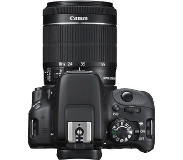 Canon EOS 100D + EF-S 18-55mm f/3.5-5.6 IS STM + EF 40mm f/2.8 STM Zwart