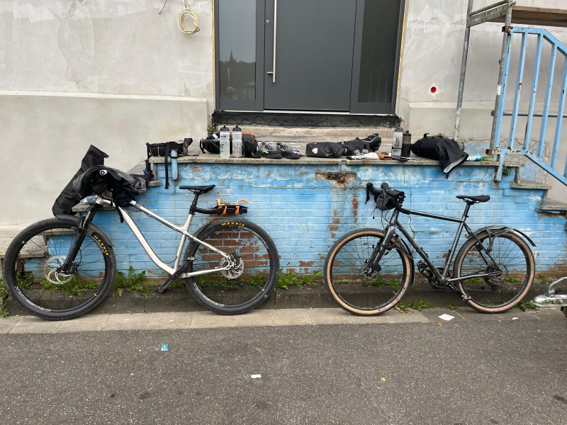 Afbeeldingslocatie: https://tweakers.net/i/XSaAw_OLBRTUyZuTugtxJMdCRcg=/800x/filters:strip_icc():strip_exif()/f/image/zERdiKHIaIFGmhHRxOp9PmGc.jpg?f=fotoalbum_large