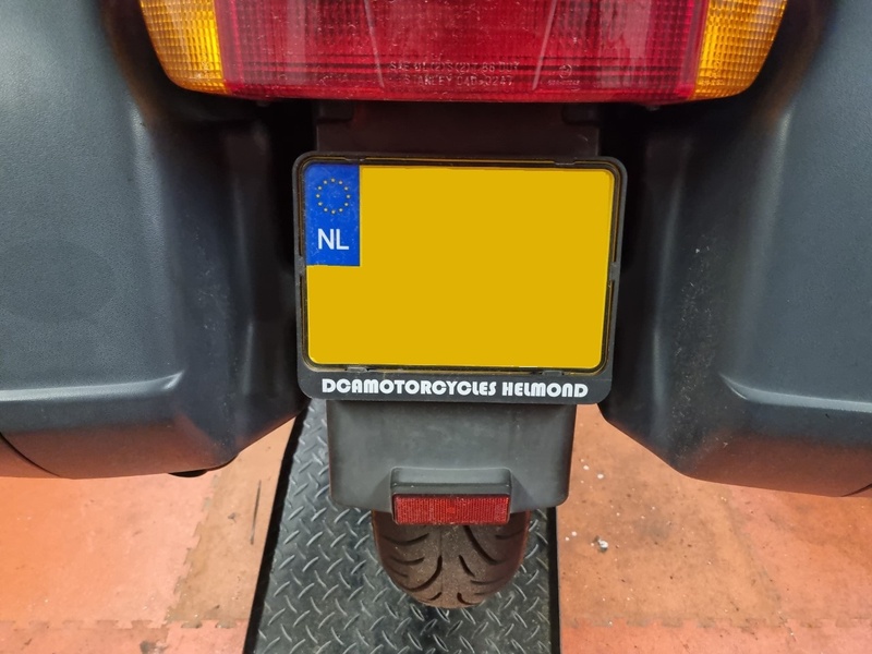 Afbeeldingslocatie: https://tweakers.net/i/XTzGa7DjavDnroL4OKEMS_68og0=/800x/filters:strip_icc():strip_exif()/f/image/FLPHL1VxcTjPE9VCeNFXAOjs.jpg?f=fotoalbum_large
