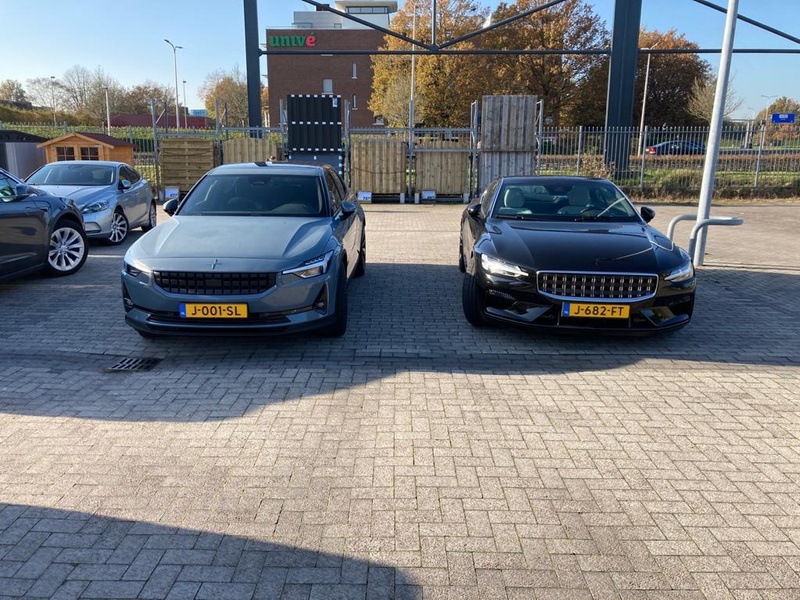 Afbeeldingslocatie: https://tweakers.net/i/XUE1_t20GyaJWyXeHhiW9s7GSjs=/800x/filters:strip_icc():strip_exif()/f/image/I9c9IdhLcFKAZU4IjQc0vqlP.jpg?f=fotoalbum_large