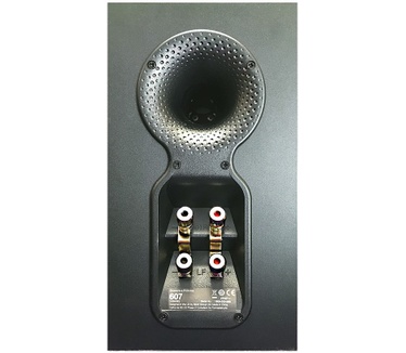 Bowers & Wilkins 607 (Zwart)
