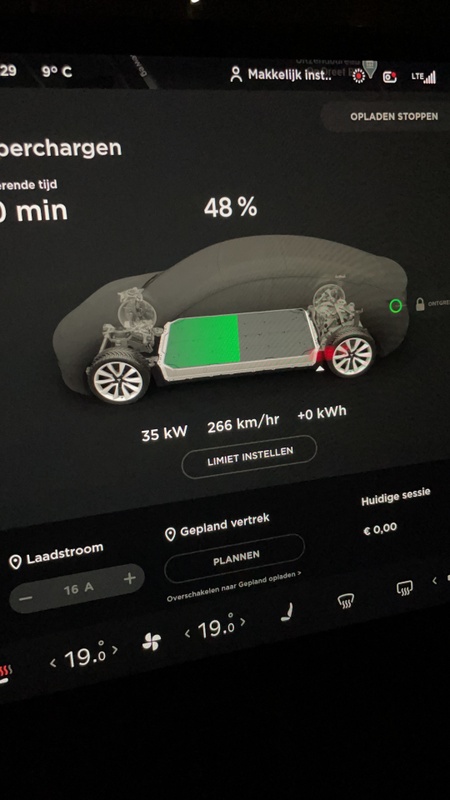 Afbeeldingslocatie: https://tweakers.net/i/XVTVQnjrik7tAaAqWXfxWpWlqTY=/x800/filters:strip_icc():strip_exif()/f/image/5C9XECQt6nDFAHfyKEFCvgB0.jpg?f=fotoalbum_large