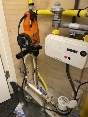 Afbeeldingslocatie: https://tweakers.net/i/XWAMIZQvtEg2cMcuxE5xi2uP2ik=/full-fit-in/4920x3264/filters:max_bytes(3145728):no_upscale():strip_icc():fill(white):strip_exif()/f/image/UmrxDb000hWFpZGTtTb0Vma8.jpg?f=user_large