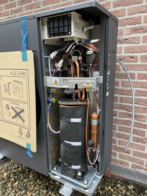 Afbeeldingslocatie: https://tweakers.net/i/XWj7v4HmqdJZ9b4BO8RaqlXOpzM=/x800/filters:strip_icc():strip_exif()/f/image/UiL3gdv2LWPbKWXEDg1R9e31.jpg?f=fotoalbum_large