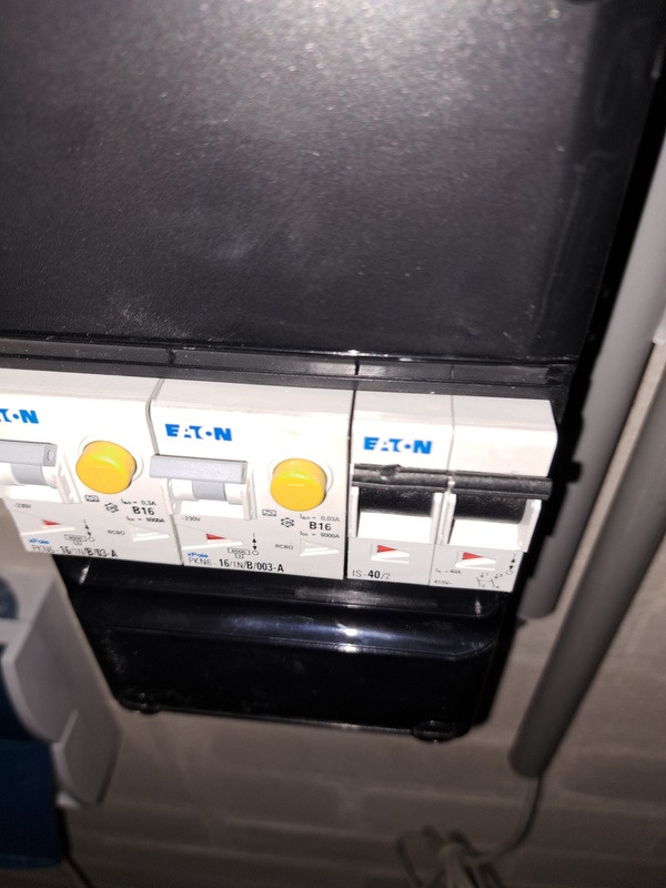 Afbeeldingslocatie: https://tweakers.net/i/XYNu8mLyCKmefEffivaQJdm7fFo=/x800/filters:strip_icc():strip_exif()/f/image/x4fISfV8UMktU0j0bkQzYbhm.jpg?f=fotoalbum_large