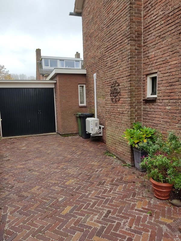 Afbeeldingslocatie: https://tweakers.net/i/XbpGzxp027yD2iSbMUpJw7aNacQ=/x800/filters:strip_icc():strip_exif()/f/image/15WOBiSrcgWEIVyBN5plSRPs.jpg?f=fotoalbum_large