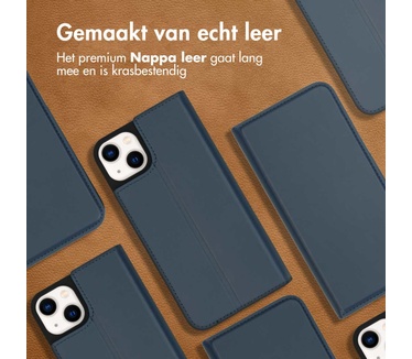 Accezz Premium Leather Slim Bookcase iPhone 14 Plus - Donkerblauw