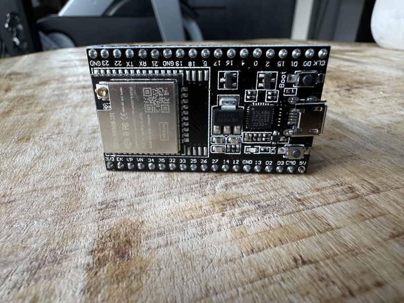 Afbeeldingslocatie: https://tweakers.net/i/XlJ3GREJf9PC1zkZy5hrA9SKp-4=/800x/filters:strip_icc():strip_exif()/f/image/dsK44mdybSYzI2YxJlvdVsUX.jpg?f=fotoalbum_large