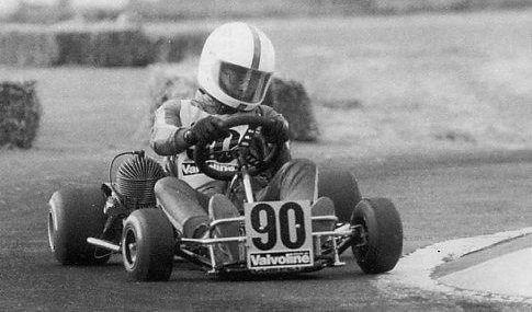 Afbeeldingslocatie: https://tweakers.net/i/XmDBaUDovsCV3SrSG_JB36doDQE=/full-fit-in/4920x3264/filters:max_bytes(3145728):no_upscale():strip_icc():fill(white):strip_exif()/f/image/2nJZt5BJwaXiH30dE9AEf0dK.jpg?f=user_large