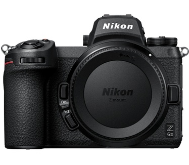 Nikon Z 6II + 24-200mm f/4 Zwart